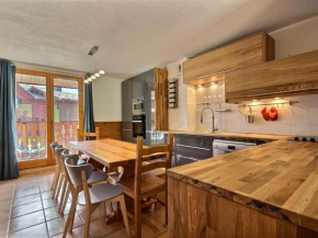 Chalet spacieux sur les pistes avec cheminée et WiFi - FR-1-455-242
